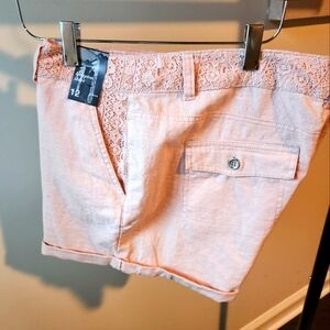 NY&Co Chino Shorts 4 inch Size 12 Pink Daisy New with Tags